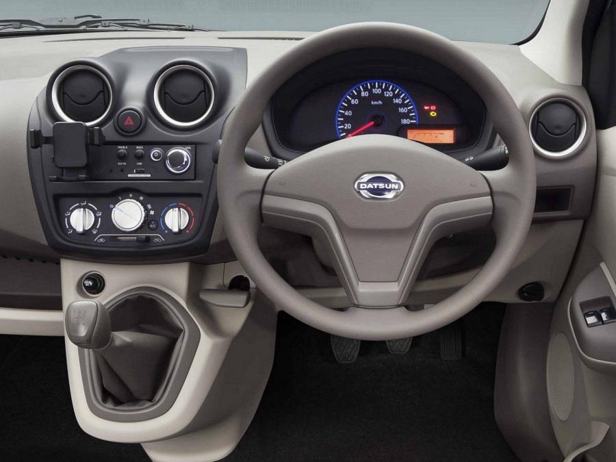  Datsun GO 2014 года  (фото 3 из 10)